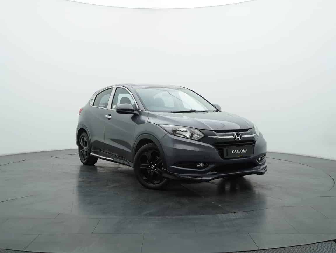 Honda_HR-V_2017_Gray_B2C_CARSOME