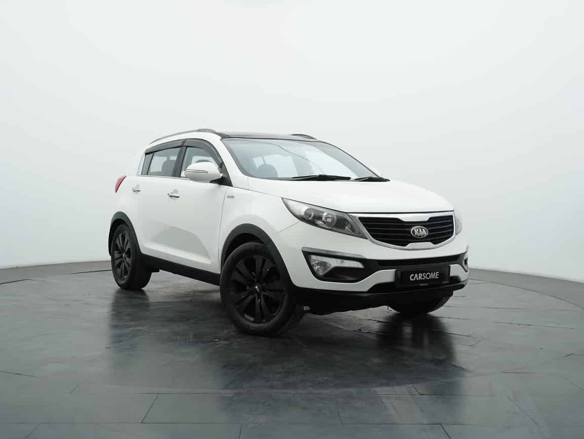 Kia_Sportage_2013_Putih_B2C_CARSOME