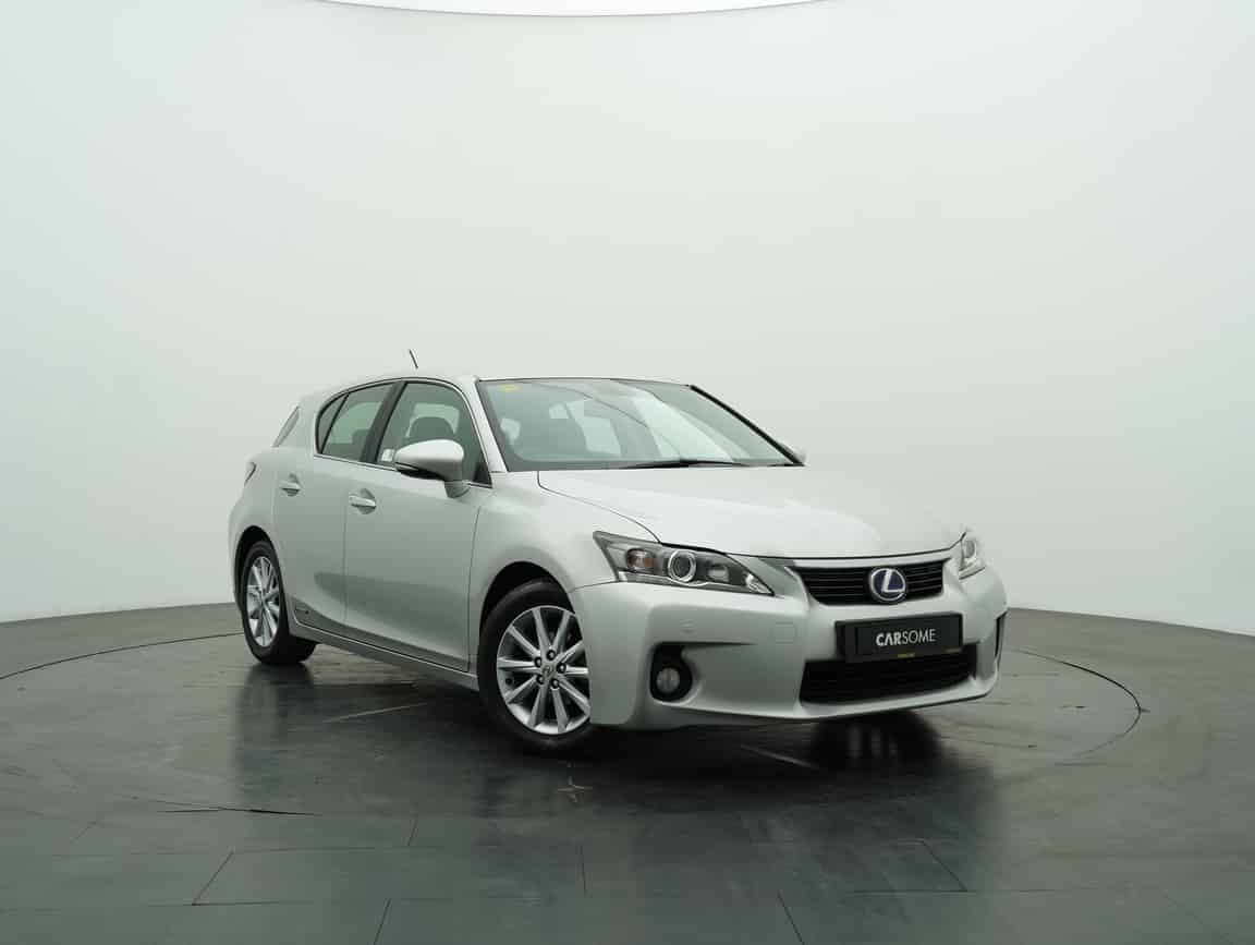 Lexus_CT 200h_2012_Silver_B2C_CARSOME