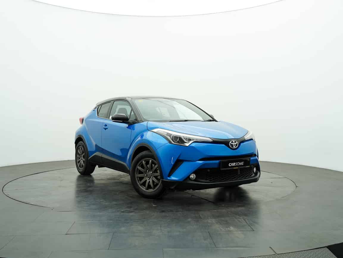 Toyota_C-HR_2018_Blue_B2C_CARSOME