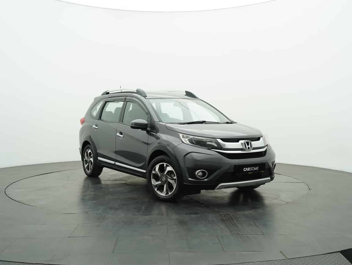 Honda_BR-V_2018_Gray_B2C_CARSOME