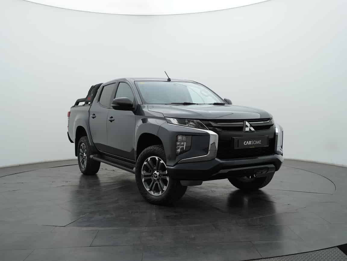 Mitsubishi_Triton_2023_Gray_B2C_CARSOME