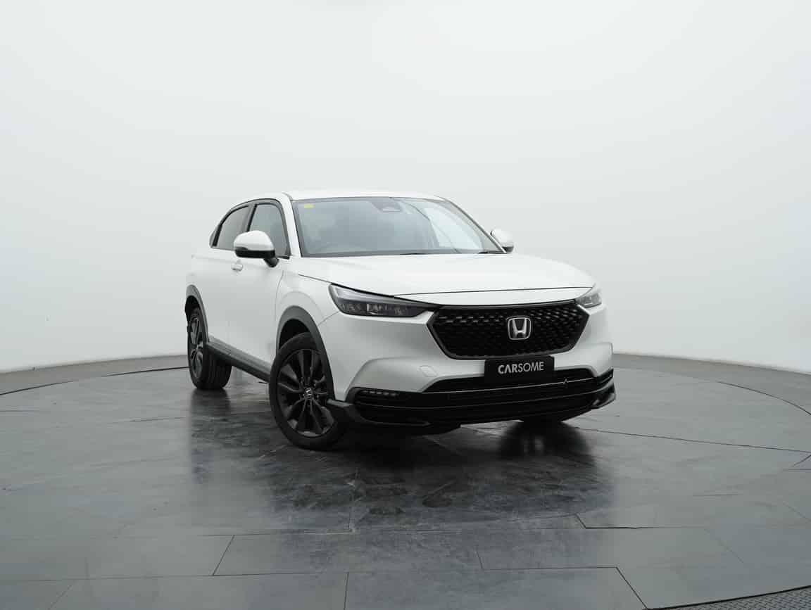 Honda_HR-V_2023_Putih_B2C_CARSOME