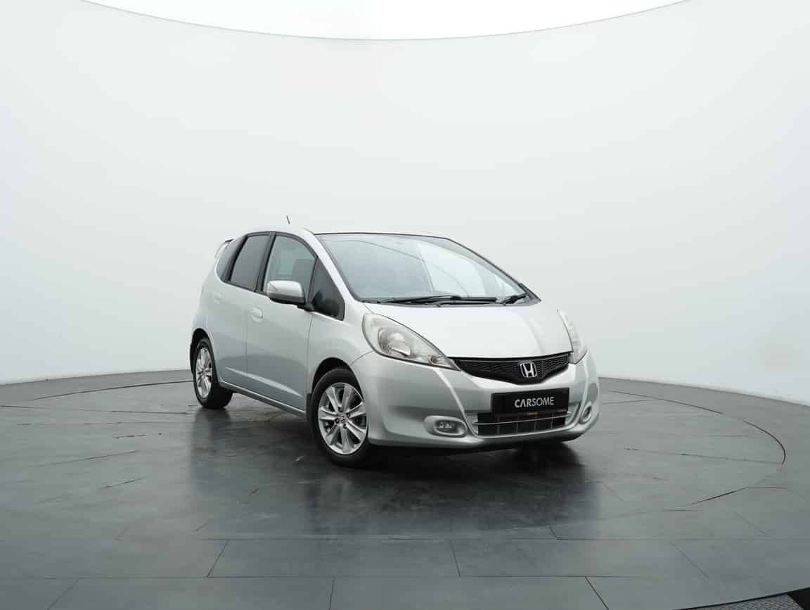 Honda_Jazz_2013_Perak_B2C_CARSOME