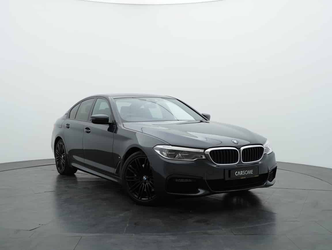 BMW_530e_2019_Gray_B2C_CARSOME