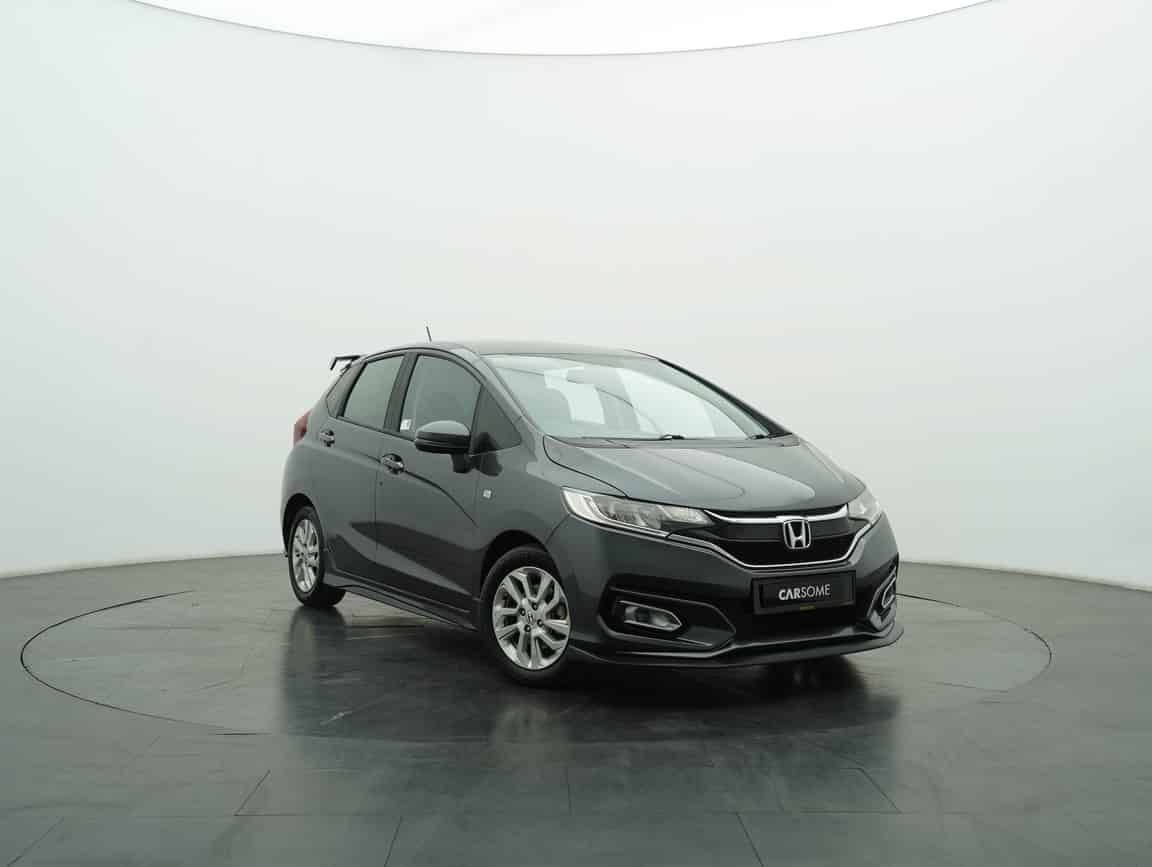 Honda_Jazz_2021_Gray_B2C_CARSOME