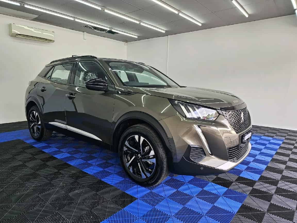 Peugeot_2008_2025_Gray_B2C_CARSOME