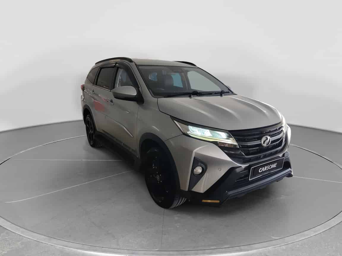 Perodua_Aruz_2020_Silver_B2C_CARSOME