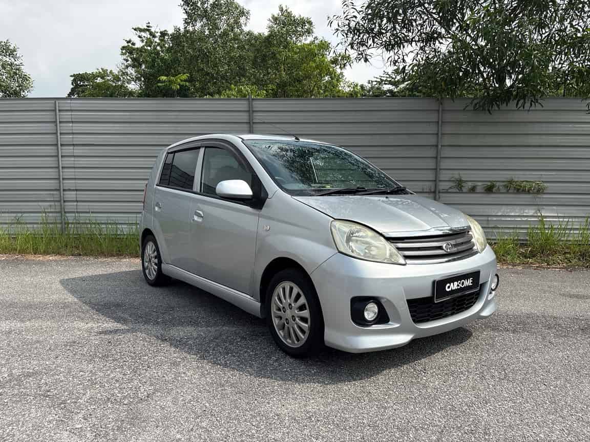 Perodua_Viva_2012_Silver_B2C_CARSOME
