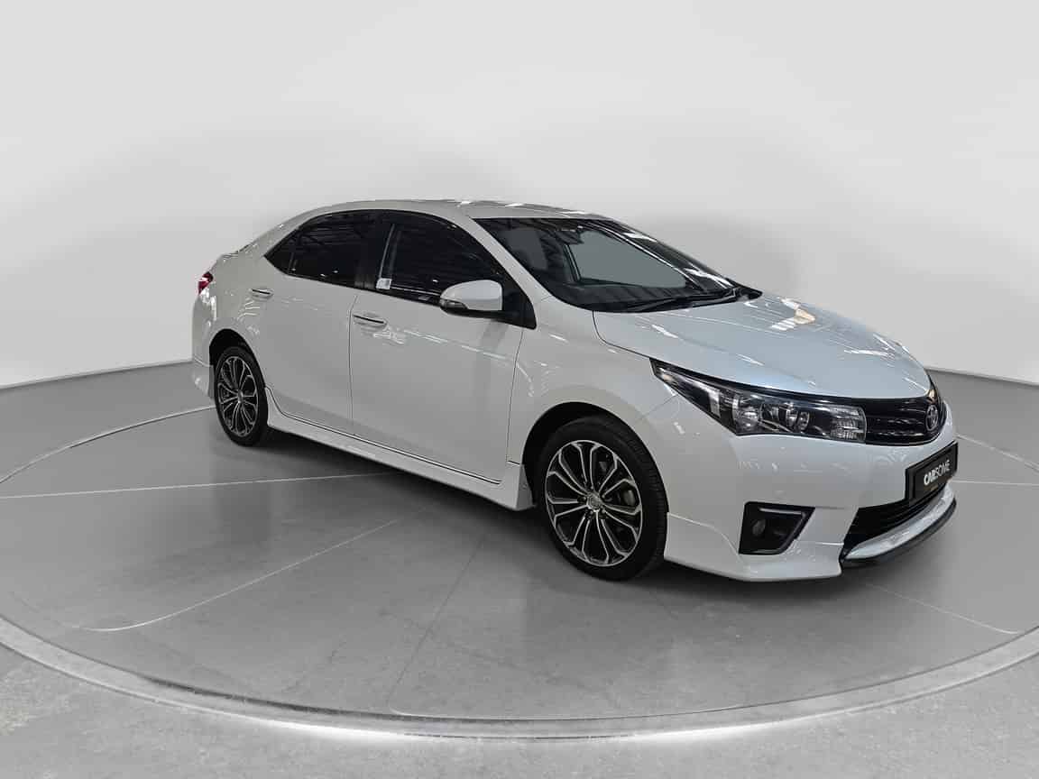 Toyota_Corolla Altis_2016_White_B2C_CARSOME