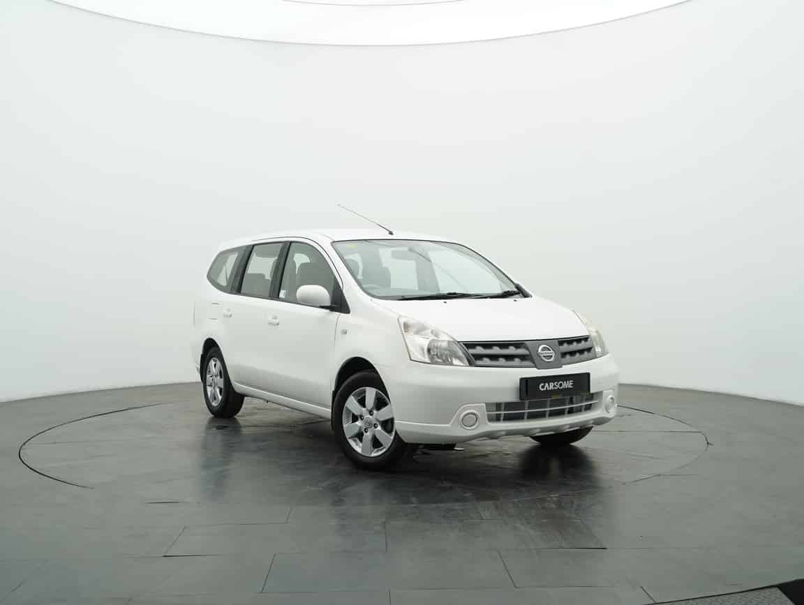 Nissan_Grand Livina_2010_White_B2C_CARSOME