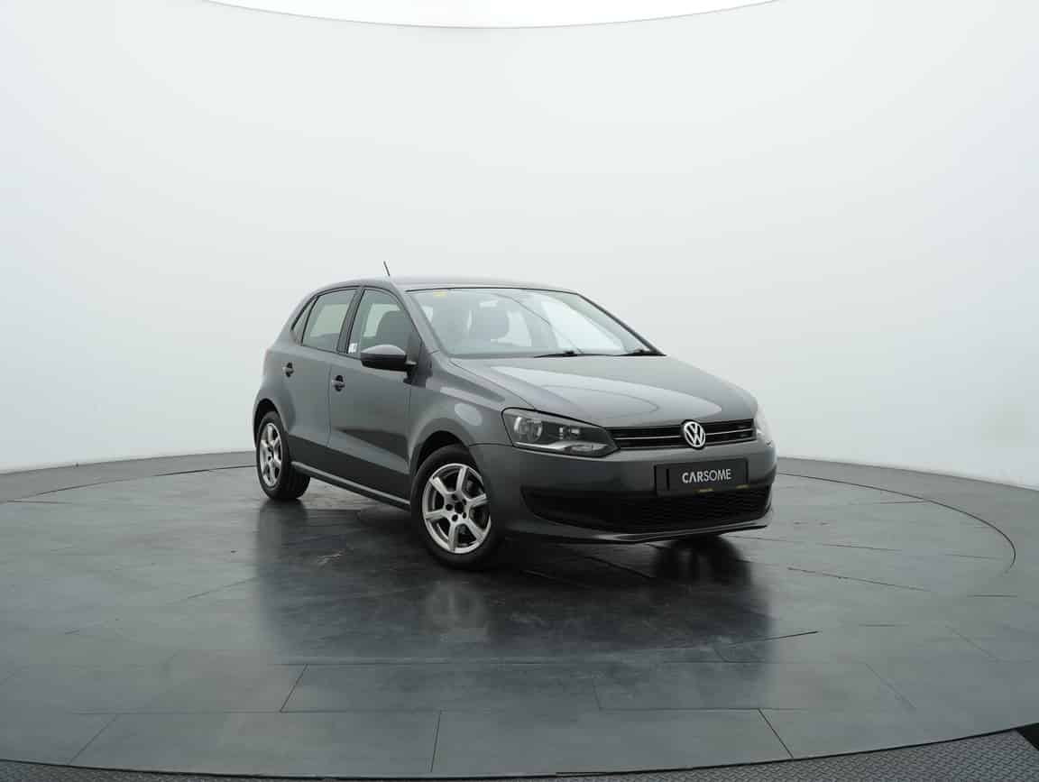 Volkswagen_Polo_2010_Gray_B2C_CARSOME