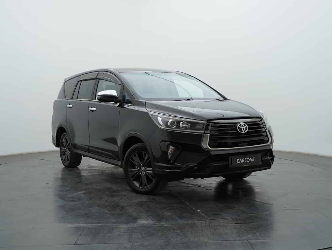 Toyota_Innova_2021_Black_B2C_CARSOME