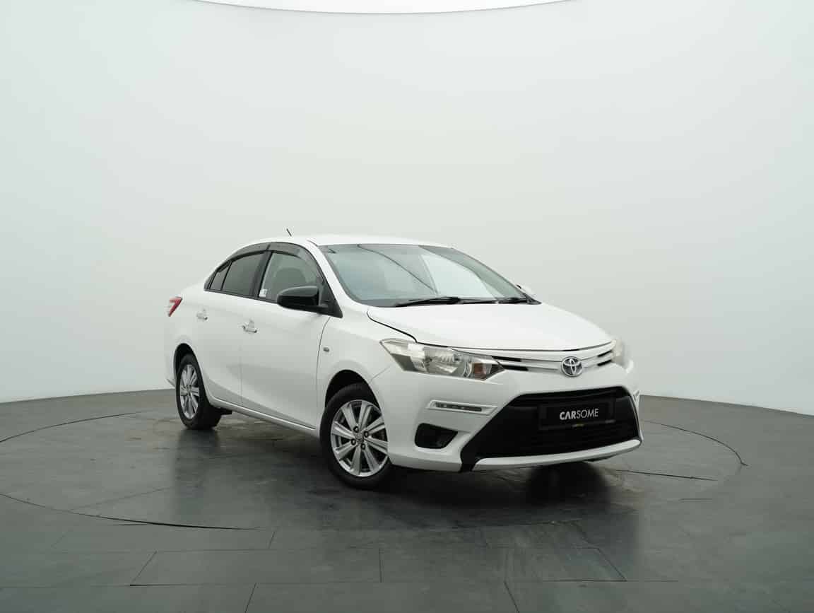 Toyota_Vios_2017_White_B2C_CARSOME