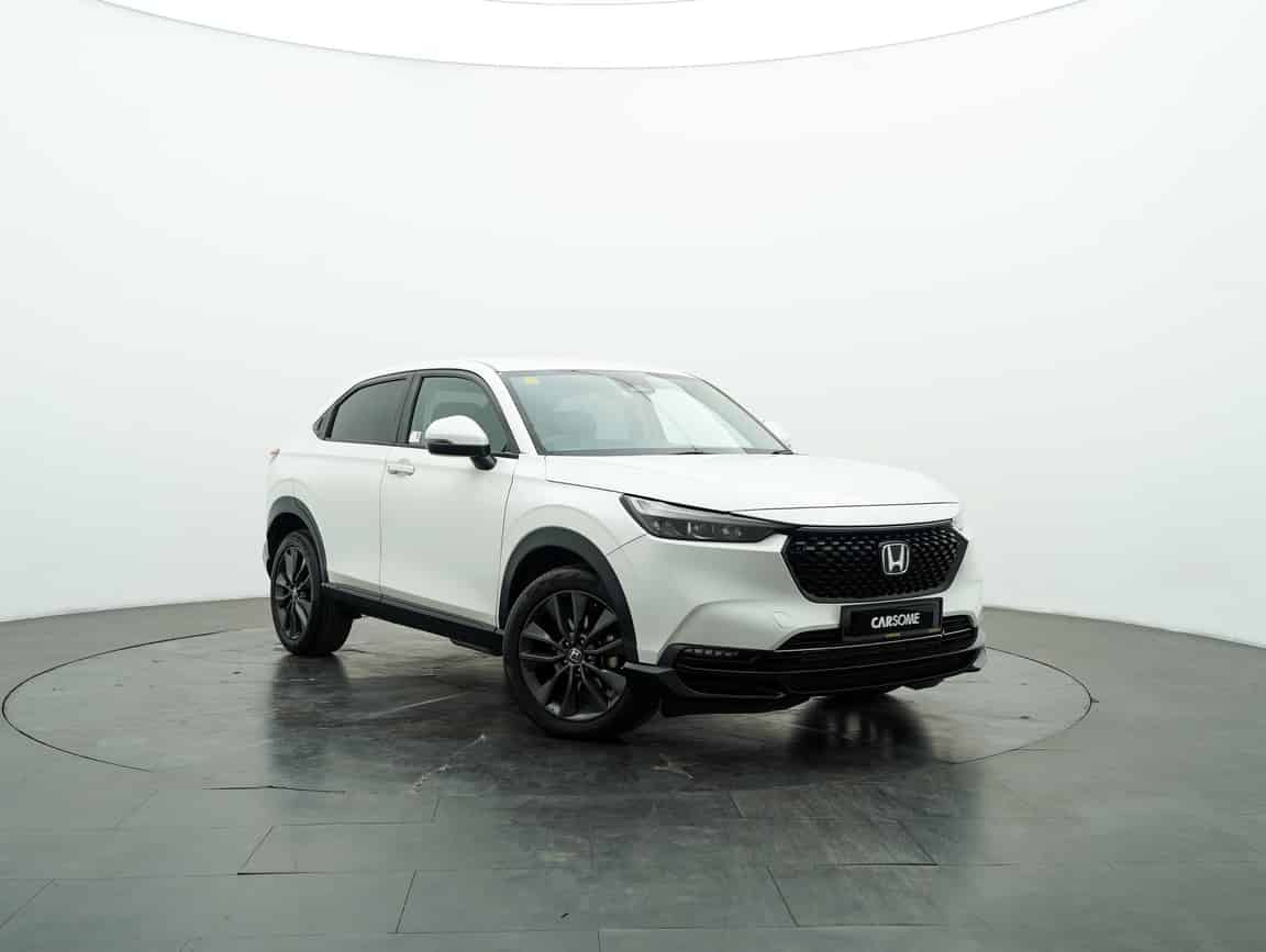 Honda_HR-V_2023_White_B2C_CARSOME