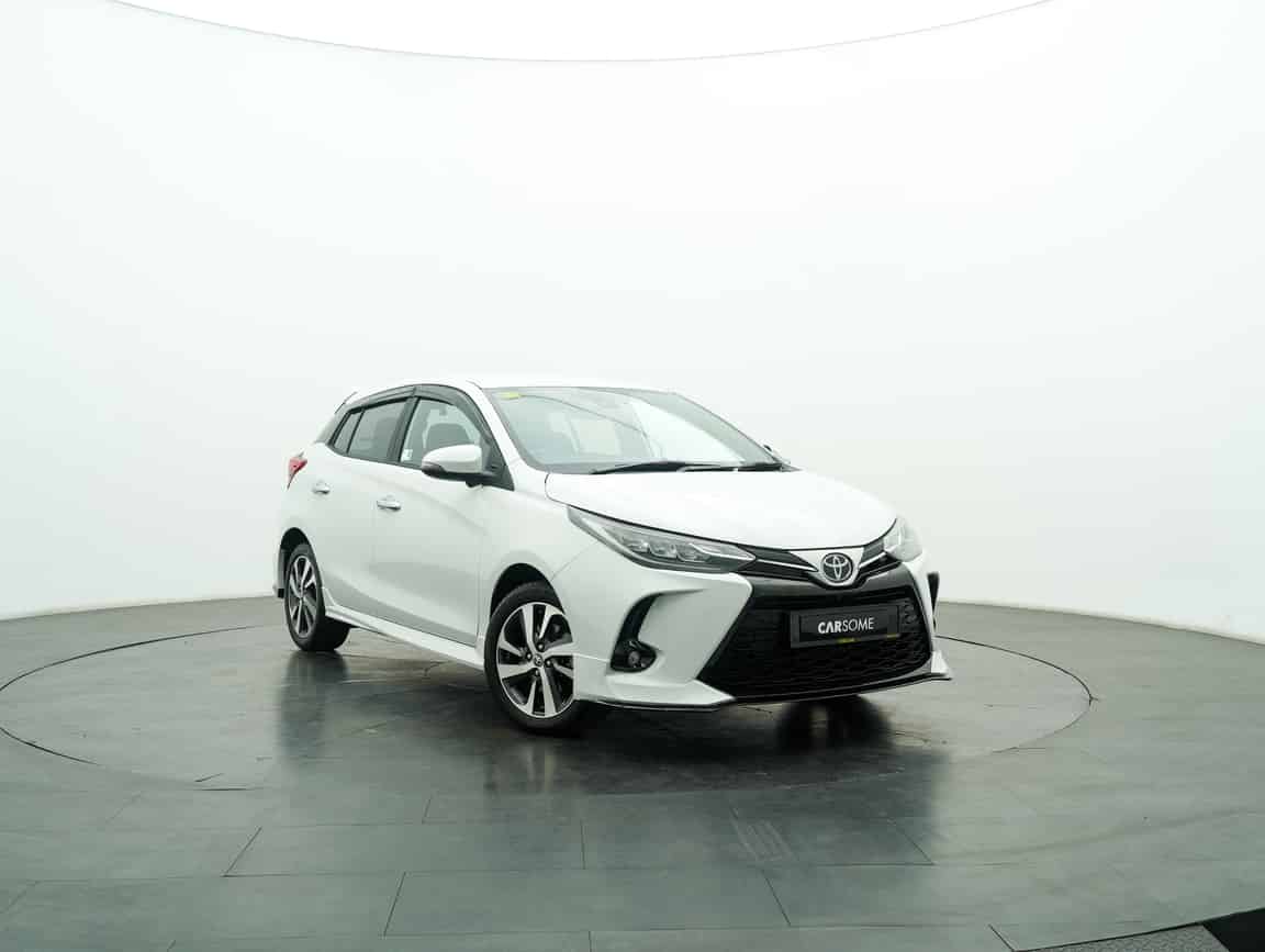 Toyota_Yaris_2021_Putih_B2C_CARSOME