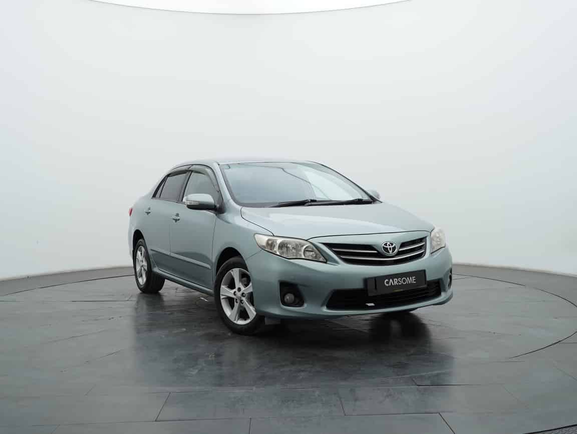 Toyota_Corolla Altis_2010_Silver_B2C_CARSOME