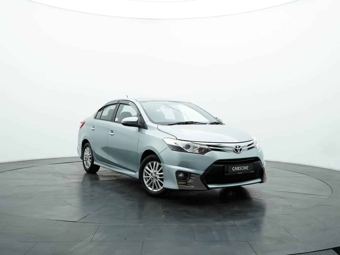 Toyota_Vios_2015_Silver_B2C_CARSOME
