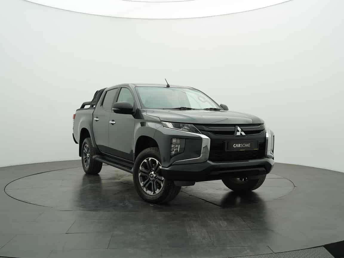 Mitsubishi_Triton_2020_Gray_B2C_CARSOME
