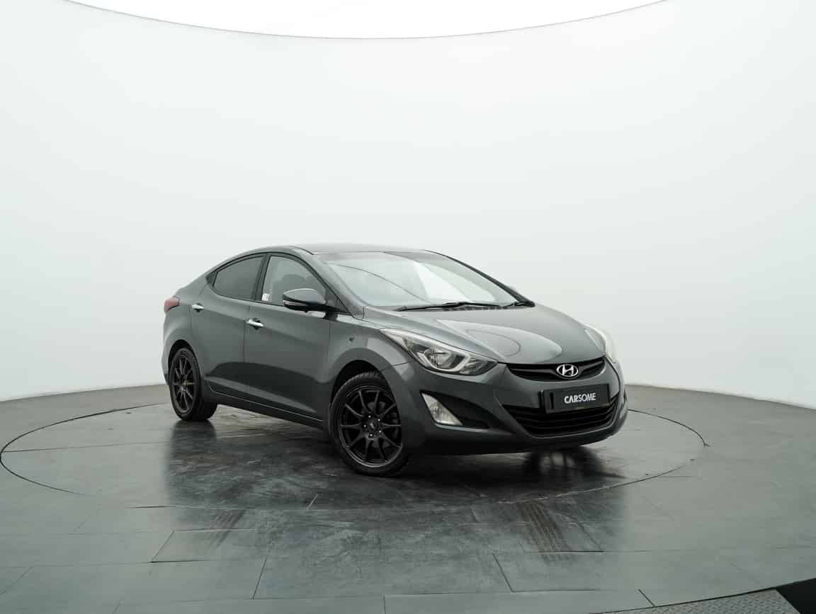 Hyundai_Elantra_2015_Gray_B2C_CARSOME