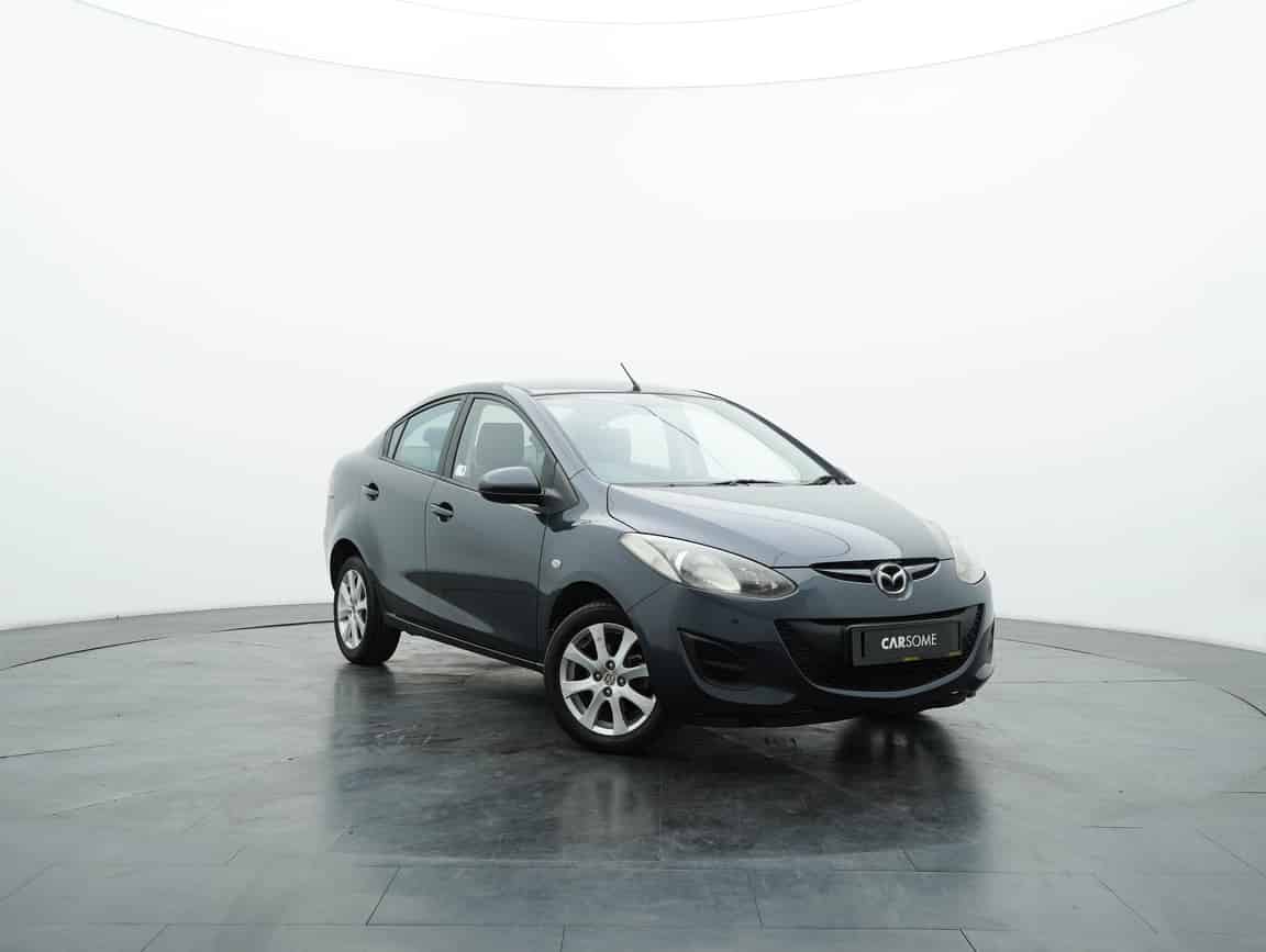 Mazda_2_2011_Gray_B2C_CARSOME