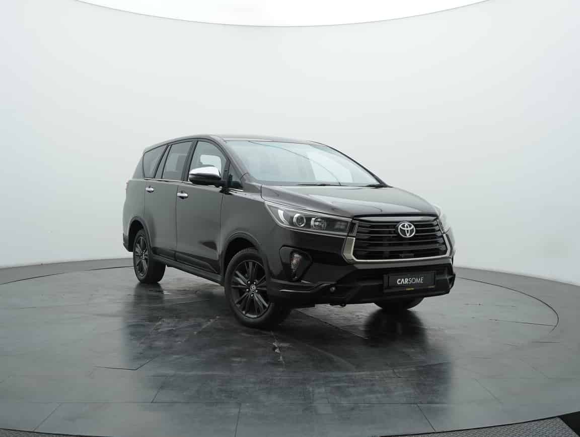 Toyota_Innova_2021_Hitam_B2C_CARSOME