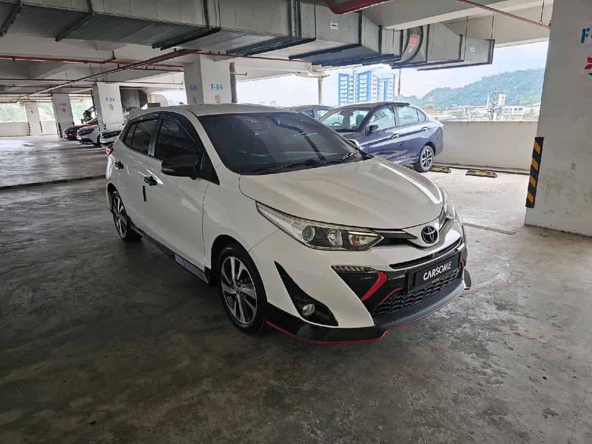 Toyota_Yaris_2019_Putih_B2C_CARSOME