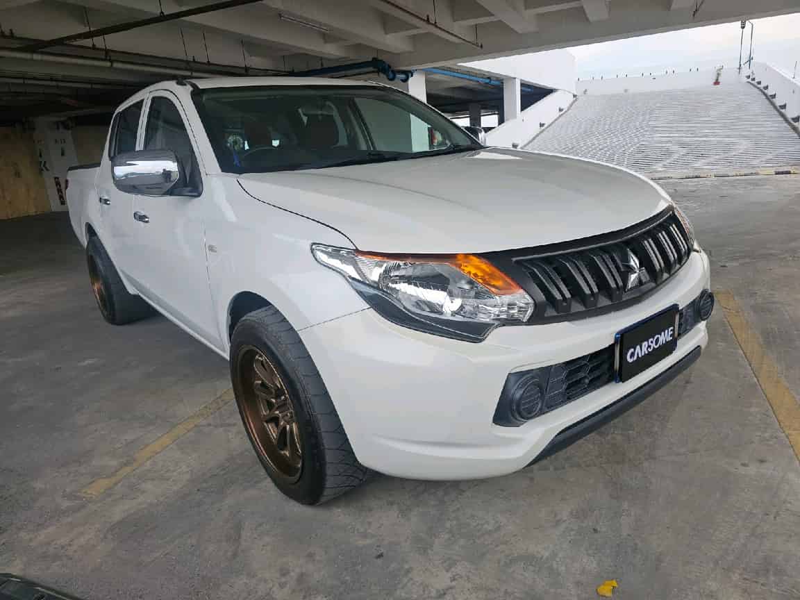 Mitsubishi_Triton_2016_Putih_B2C_CARSOME