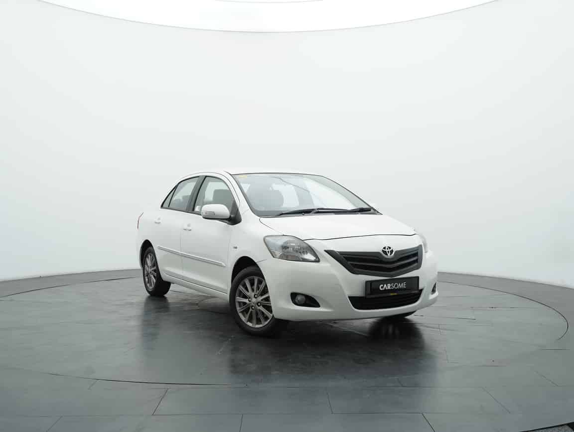 Toyota_Vios_2013_Putih_B2C_CARSOME