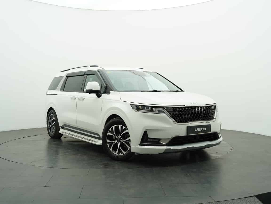 Kia_Carnival_2022_Putih_B2C_CARSOME