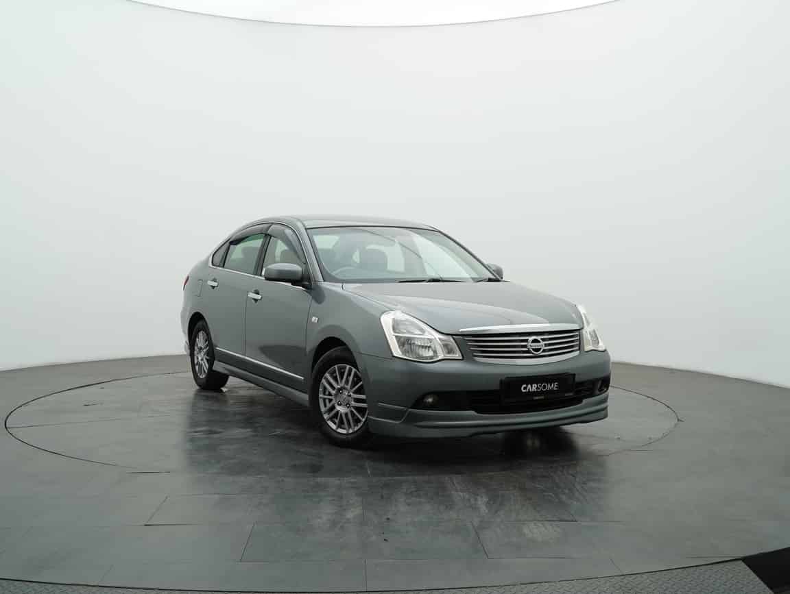 Nissan_Sylphy_2012_Gray_B2C_CARSOME