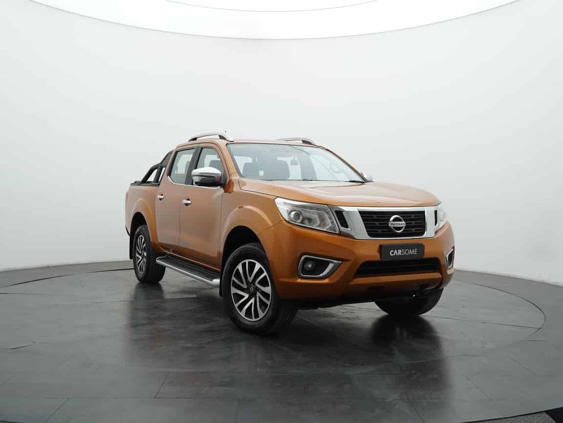 Nissan_Navara_2018_Orange_B2C_CARSOME