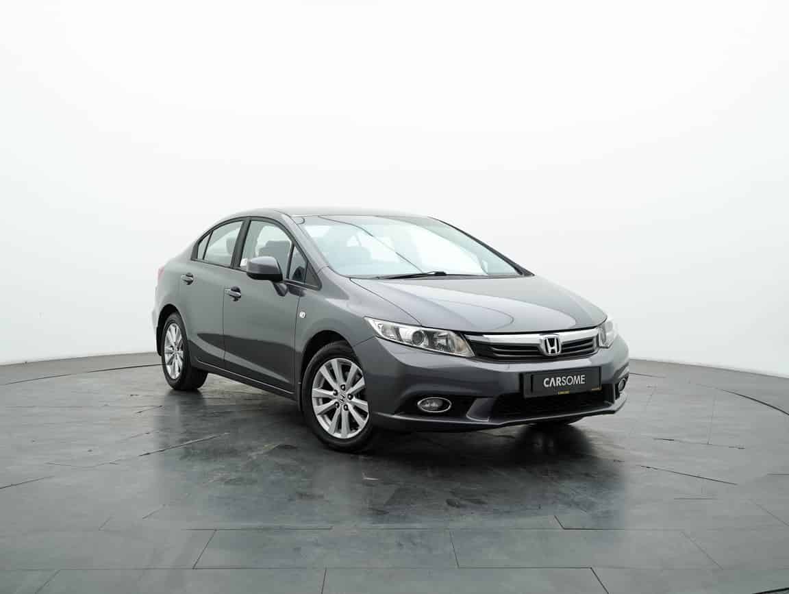 Honda_Civic_2014_Gray_B2C_CARSOME