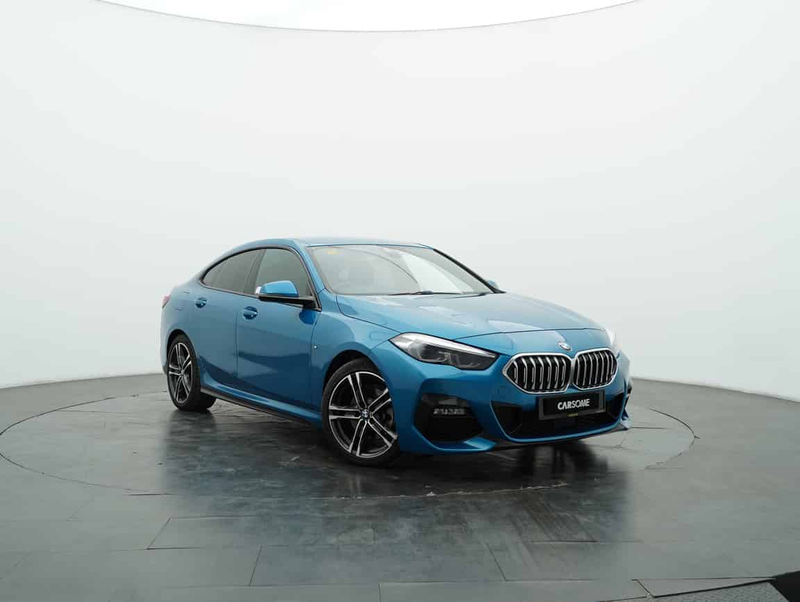 BMW_218i_2022_Blue_B2C_CARSOME