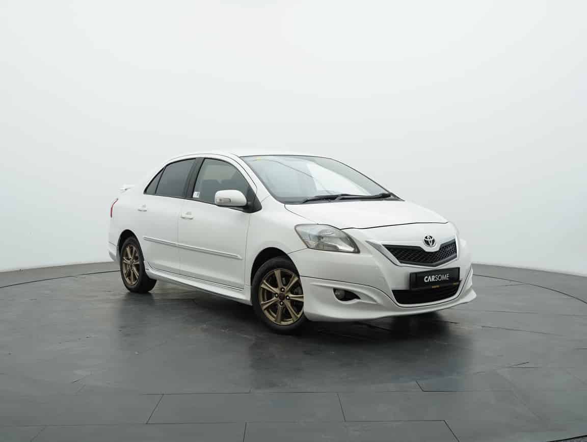 Toyota_Vios_2013_White_B2C_CARSOME