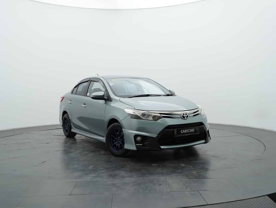 Toyota_Vios_2015_Silver_B2C_CARSOME