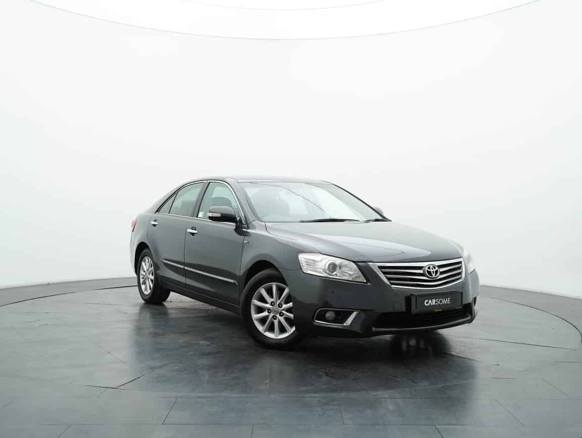 Toyota_Camry_2009_Gray_B2C_CARSOME