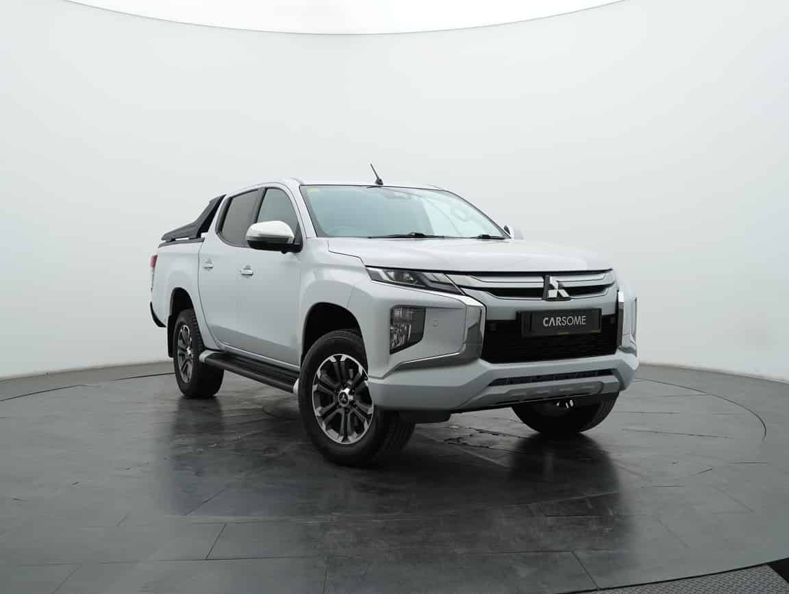 Mitsubishi_Triton_2021_White_B2C_CARSOME