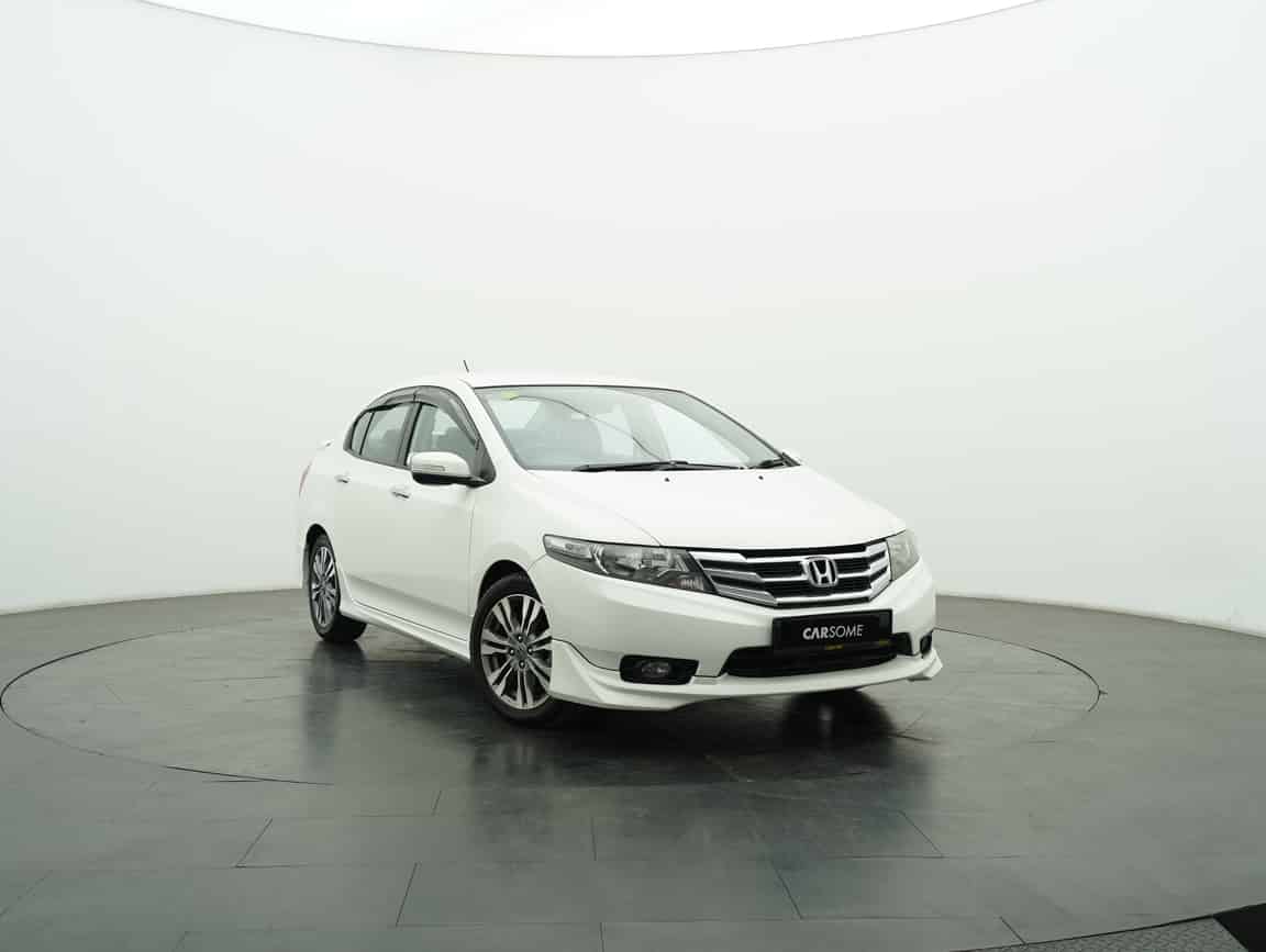 Honda_City_2013_White_B2C_CARSOME