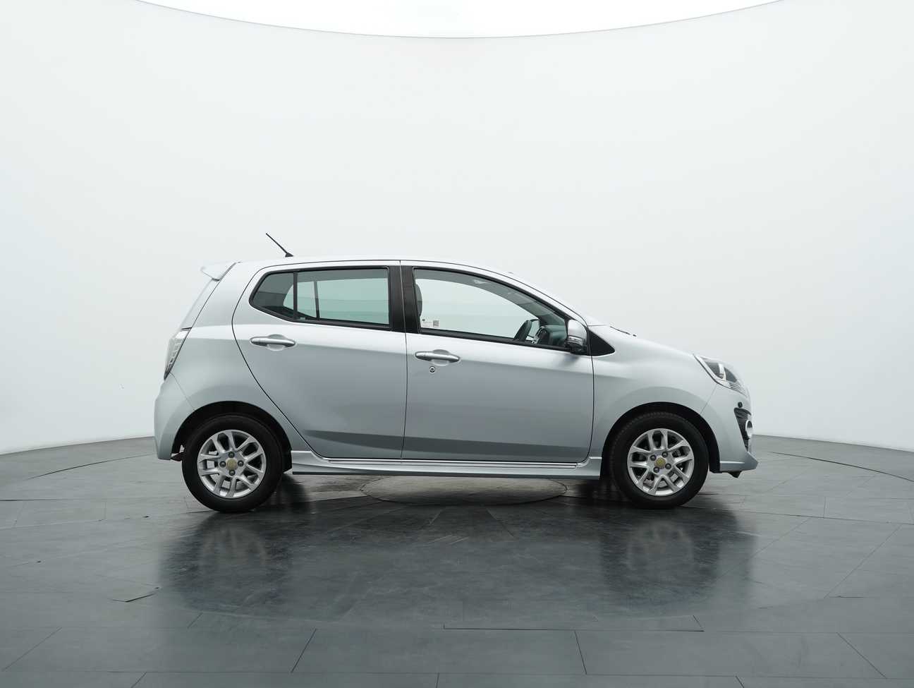 terpakai 2016 Perodua AXIA SE 1.0