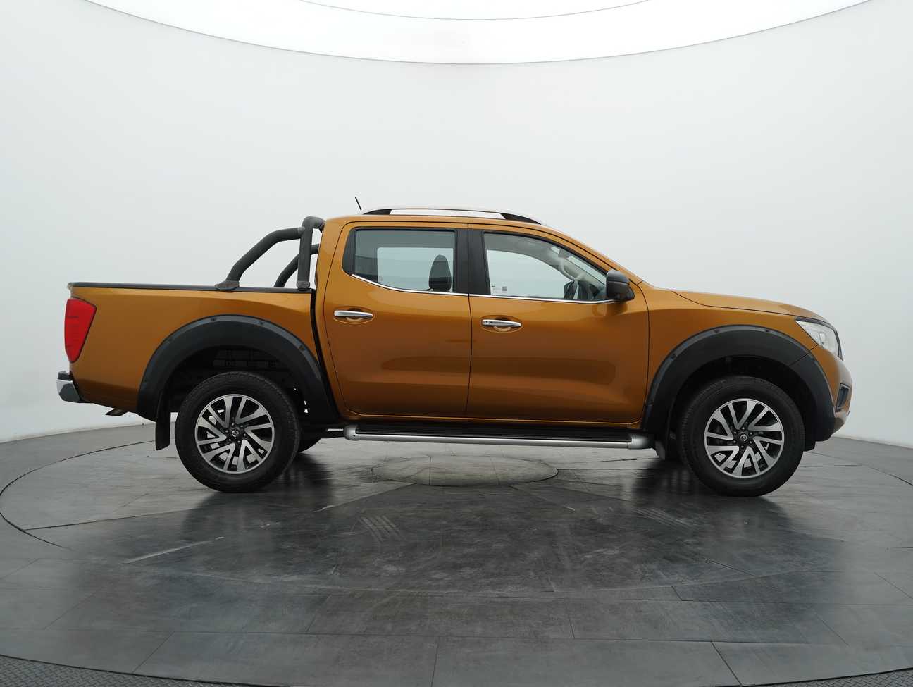 used 2019 Nissan Navara NP300 VL Dual Cab 2.5