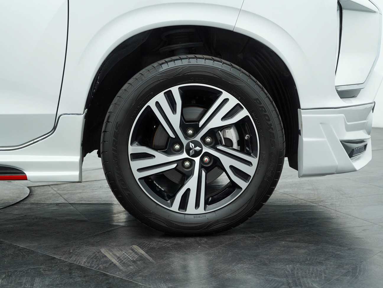 used 2024 Mitsubishi Xpander  1.5