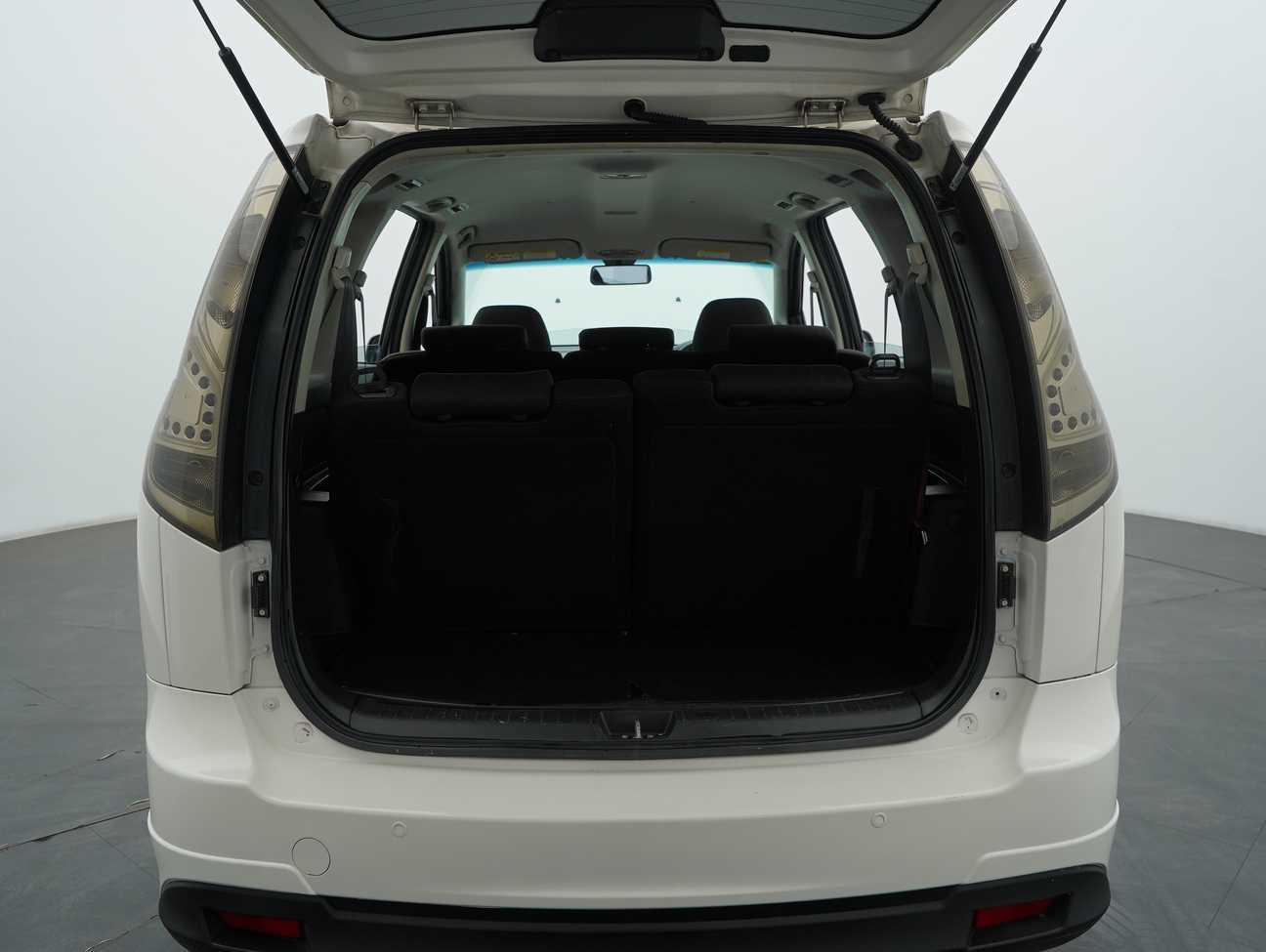 terpakai 2015 Proton Exora Executive 1.6