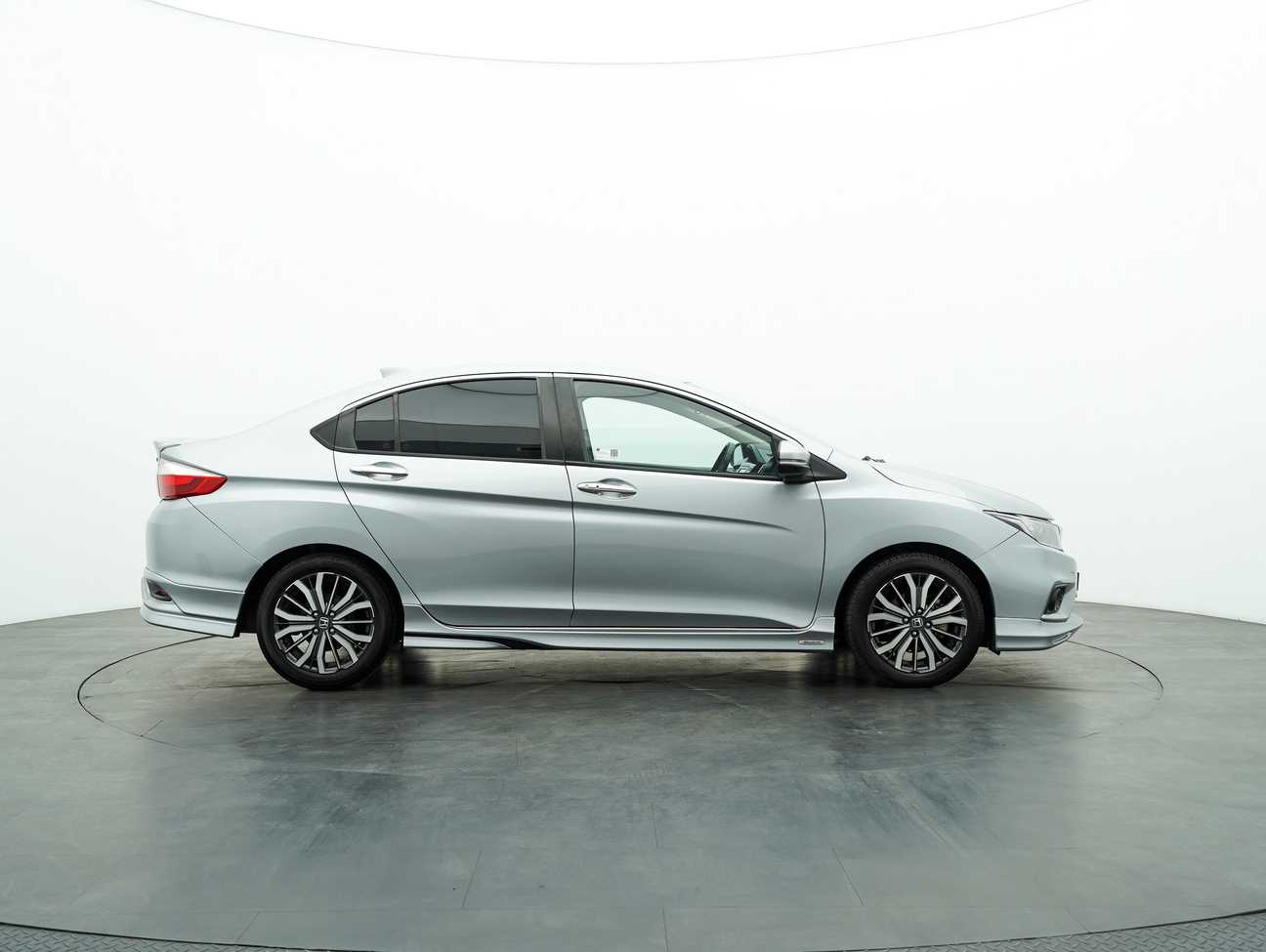 used 2019 Honda City V 1.5
