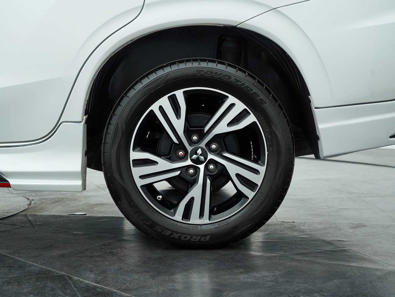 used 2024 Mitsubishi Xpander  1.5