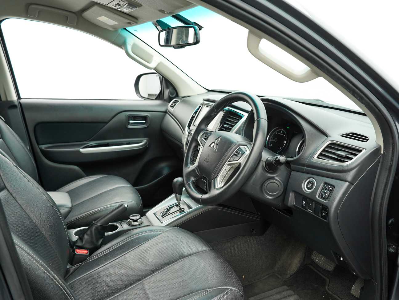 used 2021 Mitsubishi Triton VGT Premium Updated Spec Dual Cab 4X4 2.4