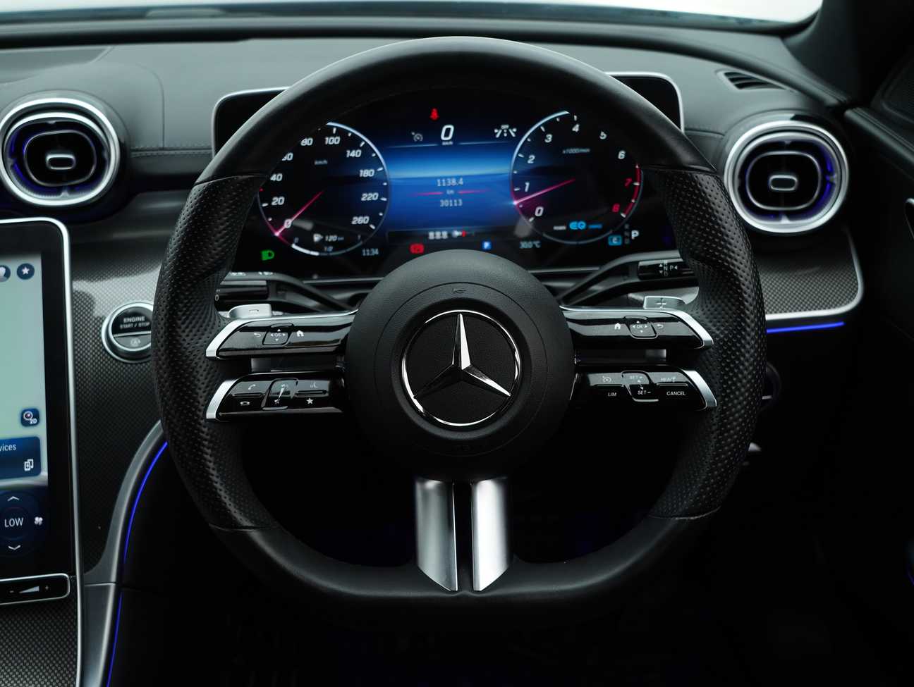 used 2022 Mercedes-Benz C300 AMG Line 2.0