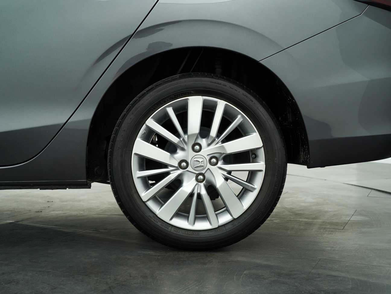 terpakai 2021 Honda City V 1.5