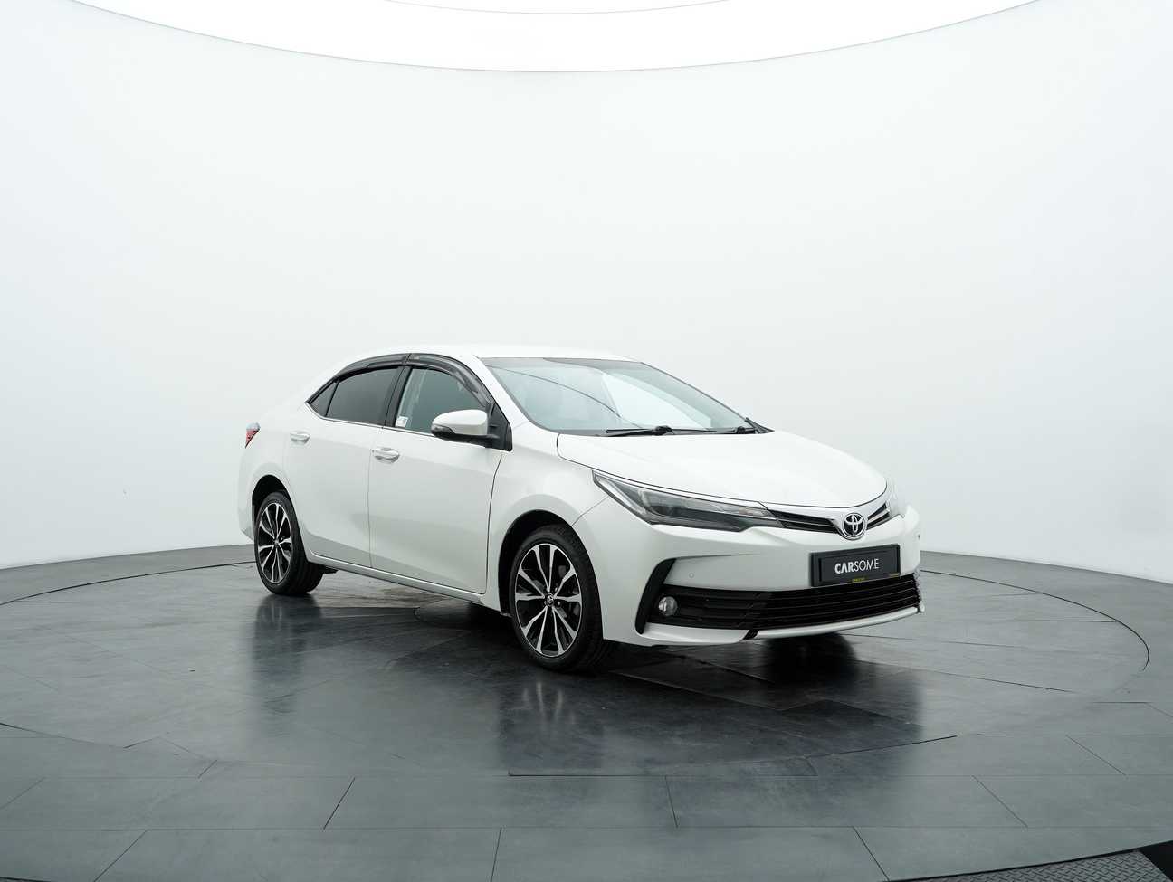 used 2017 Toyota Corolla Altis V 2.0