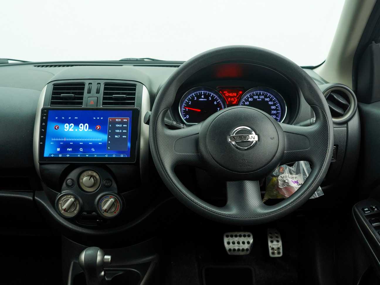 used 2014 Nissan Almera V 1.5